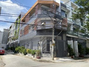 góc 2 mặt đẹp lung linh 3 tầng đào tông nguyên, thị trấn nhà bè đường xe hơi khu nhà đồng bộ dân