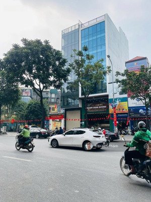 tòa văn phòng 140m - 7 tầng. ngọc lâm - bồ đề. khu vực vip quận long biên.