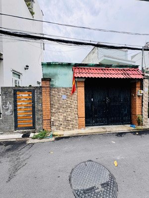 lý tuệ, p. tân sơn nhì | dt hơn 100m2 ngang 5m giá chỉ 9.5 tỷ