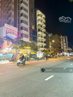 mặt tiền đường hồ nghinh, cách bãi tắm phạm văn đồng 300m