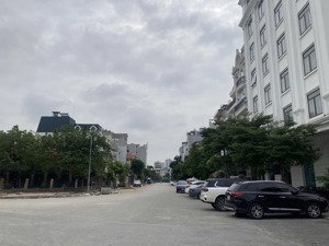 siêu phẩm lô đất vip lô 3d lê hồng phong diện tích: 170m2 (ngang 10m x dài 17m) vuông