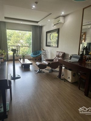 cần bán nhanh căn hộ celadon city q. tân phú, 3pn, 2wc, 1kho, 95m2, có sổ hồng. rẻ nhất thị trường