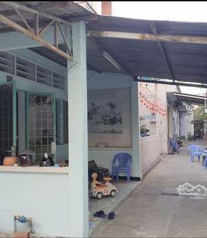 bán nhà 180m2, ngang khủng long 8m, ngã tư trung chánh, bà điểm hóc môn, hơn 5 tỷ