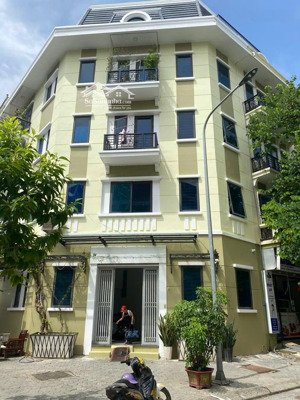 22,3 tỷ chính chủ bán liền kề phú lương 80m 5 tầng lô góc đẹp, thang máy, đường phân lô vỉa hè, mtg