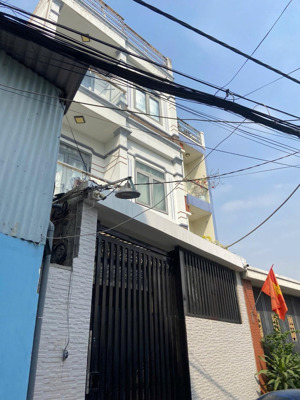 bán nhà quận 7 cạnh phú mỹ hưng, 105m2 (5x20m), 3 tầng 10 phòng ngủ, chỉ 8 tỷ nhỉnh