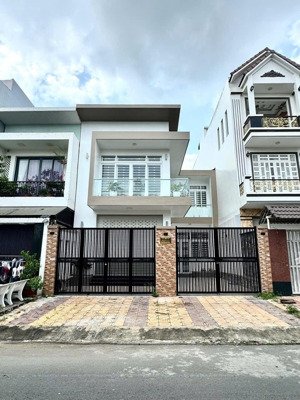 biệt thự 9 x 20m khu hồng phát, ninh kiều, cần thơ giá 11 tỷ 500 triệu (thương lượng)