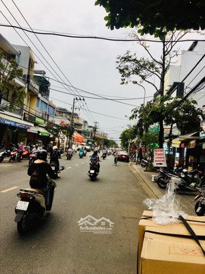 bán đất tặng nhà c4 mặt tiền núi thành, tt hải châu, 165m2, mt 6.4m giá 15,9 tỷ. vị trí ngay cv