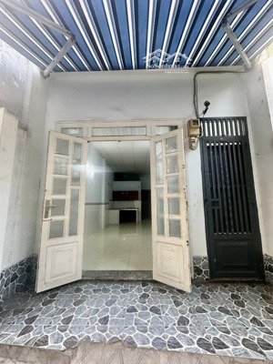 cho thuê phòng trọ gò vấp, diện tích 25m2, giá cho thuê 5 triệu/tháng.