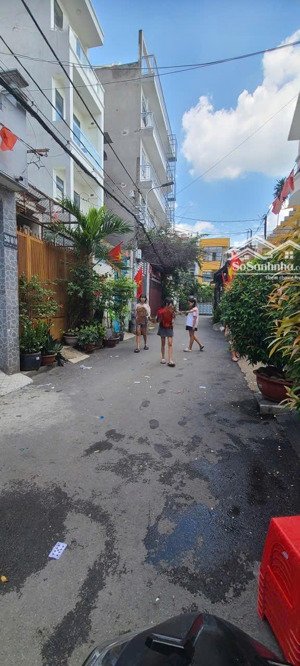 bán lô đất dương quảng hàm dt 3,57 x 24 hxh gía 8,5ty