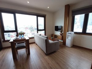 cho thuê gấp ngắn/dài hạn giá ưu đãi căn 1k1n đủ đồ kv đào tấn, 50m2, từ 9.9tr/tháng