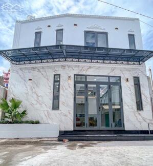 Nhà trệt lầu 3 phòng ngủ - Nằm gần chợ An Hòa và siêu thị Vincom