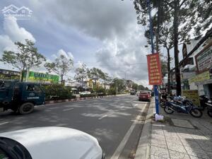 Cho thuê mặt bằng nguyễn văn cừ đoạn gần khu dân cư hồng phát