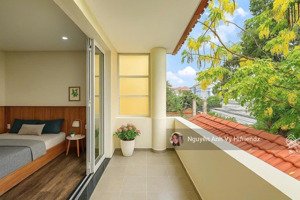 1pn căn hộ dịch vụ đầy đủ tiện nghi - ban công riêng - nội khu biệt thự