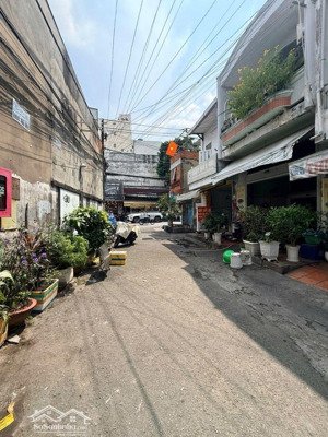 bán nhà riêng tại tân hòa đông, 9,3 tỷ, 114m2, 7pn, 6wc, hàng hiếm giá siêu hời