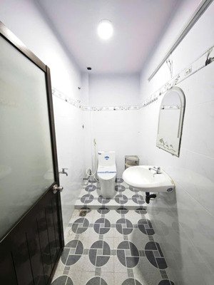 bán nhà mt đđtnghi nguyễn văn luông, p.10, q.6 giá 8.2 tỷ hoặc cho thuê 19tr