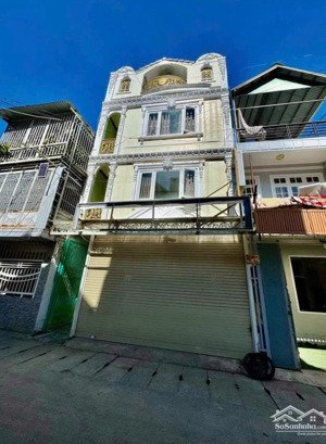 chủ ngộp bank cần tìm chủ mới cho căn khách sạn 3 tầng 11 phòng ngay trung tâm chỉ 9,5 tỷ