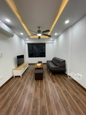 cho thuê căn hộ 5* sang xịn, ở sướng full đồ, có slot oto cần cho thuê ngay lh : 