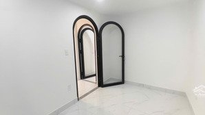 nhà mới 2 lầu hẽm 1/ hậu giang, p.11, q.6, 32.5 m2 (nở hậu) giá chỉ 3,9 tỷ (có tl ) lh : 