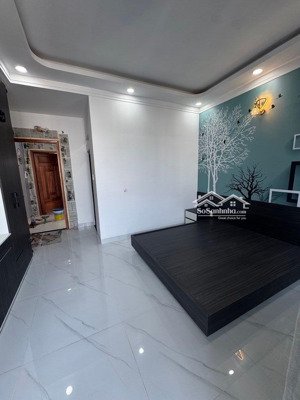 bán nhà mới tinh xây 4 tấm hẻm 6m nguyễn triệu luật