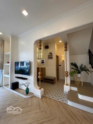 cho thuê biệt thự cao cấp hạng sang khu gs nhà bè , 4pn, diện tích sử dụng 450m2 , chỉ 55tr