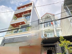 siêu phẩm biệt thự mini 3 tầng đẹp đào tông nguyên thị trấn nhà bè đường xe hơi tăng full nội thất