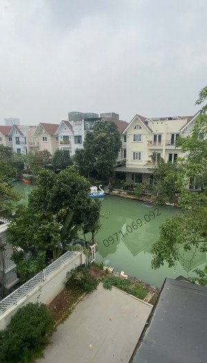 cho thuê biệt thự vinhomes riverside mặt sông, phân khu hoa sữa, full nội thất