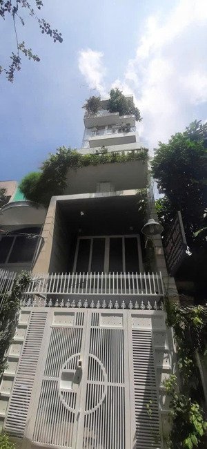 cho thuê phòng 30m2 cao cấp trường sa, q.3 (giá: 4,5tr/tháng , cô dung (ko tiếp cò)