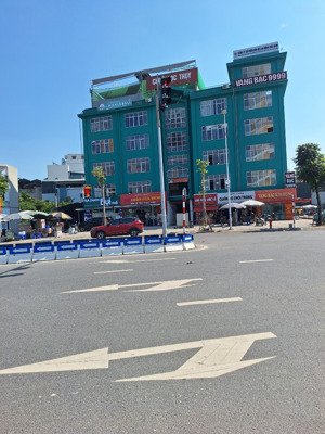 bán nhà mặt phố hồng tiến 703m2, 5 tầng, mặt tiền 5m, 210 tỷ bồ đề