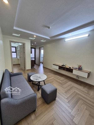 chính chủ gửi bán căn hộ ruby 3 phúc lợi, long biên 45m2 - 2 ngủ -1vs