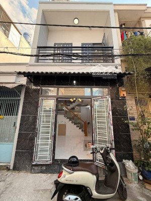 bán gấp nhà riêng gò xoài, btân, 44m2, 3 tầng mới 100%, hẻm xe hơi, chỉ nhỉnh 3 tỷ.