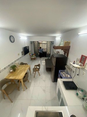 tô hiến thành - 51m2 - sổ thông thoáng - khu an ninh - nhà cao tầng - nhỉnh 6 tỷ