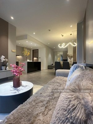 đang trống sẵn căn 129m2, 3 phòng ngủ nhà đẹp cho thuê ở the crest chỉ 110 triệu