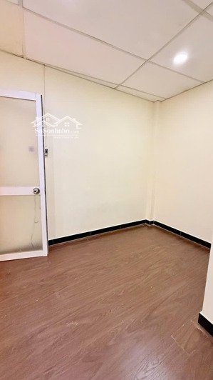 võ duy ninh sát nguyễn hữu cảnh - dt 15m/ 10m 1 trệt 2 lầu 2pn hẻm ba gác - 2,1 tỷ