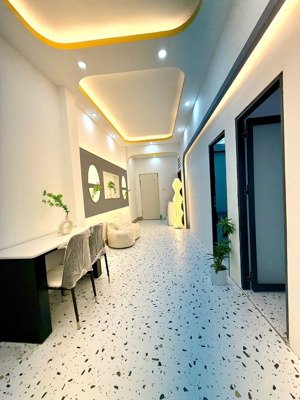 chung cư mini đẹp cho thuê tại nguyễn thái bình, 11,5 triệu, 100m2