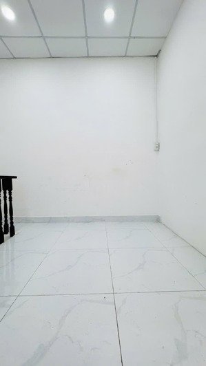 nhà riêng trung tâm bình thạnh nguyễn hồng 2 tầng sổ riêng lâu dài- 4,6 tỷ