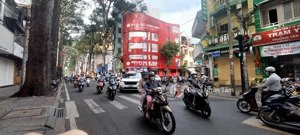 bán nhà mặt phố trần quang khải, tân định, q1 - 31 tỷ, 6 tầng thang máy gồm 13 chdv sàn gần 500m2