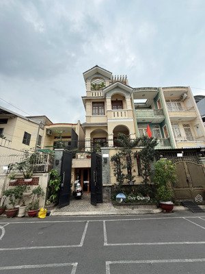 cho thuê mặt tiền đặng văn ngữ - 6x25 -dts: 410m2 - 4 tầng 6pn7wc, kinh doanh tự do - 55tr/tháng tl