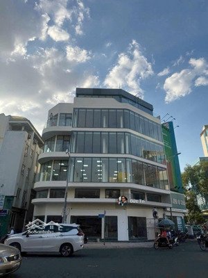 bán tòa nhà góc 3 mặt tiền nguyễn trãi, cống quỳnh, q1 |ngang 18m hđ thuê 722tr/th giá 320 tỷ