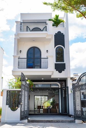 nhà mới 100% gói 4 mỹ gia 4pn khép kín, full nội thất, đường 18m