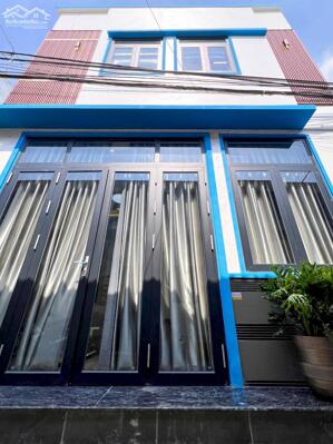 Nhà Trệt Lầu Xây Mới Góc 2 Mặt Tiền - Gần chợ Bà Bộ và Đại Học Y Dược