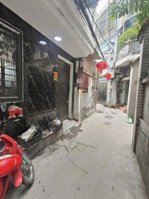 toà ccmn phố triều khúc- 8 tầng thang máy- 12 phòng- ngõ rộng- 2 thoáng- 40m2- nhỉnh 12 tỷ