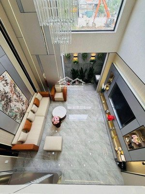 bán nhà 5 tầng thạnh lộc q12, ngang ~5m, ô tô vào nhà, full nội thất, giá ~ nhỉnh 8.x tỷ (tl)