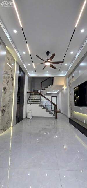 Bán 2 căn nhà 4 tầng ngõ 218 Nguyễn Hữu Cầu, ph Ngọc Châu, TP HD, 45m2 62m2, 4 ngủ