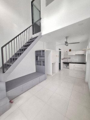 nhà đẹp xây dựng chắc chắn - khách mua dọn vào ở ngay - chỉ nhỉnh 3 tỷ