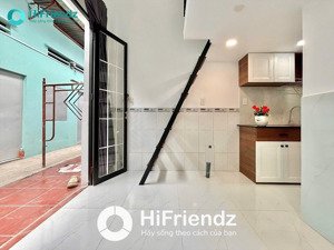 [ qua tết ] phòng rộng gác cao mới xây nằm gần công viên phần mềm, đh giao thông vận tải