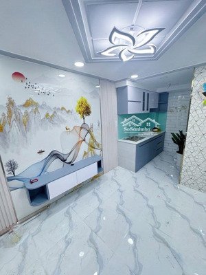 nhà đẹp đon tết nguyễn tri phương sát đh kinh tế nhà 5 tâng với 3pn+ st