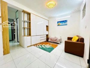 vị trí nhà tập thể tầng 1, gần đường, trường, trạm.... tiện ích xung quanh bạt ngàn - full nội thất