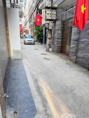 nhà 38m xây 7 tầng, thang máy ô tô đỗ cửa, full nội thất ở hoàng như tiếp, bồ đề, long biên 13.55