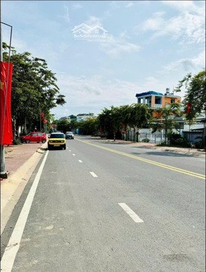 b.án lô đất biệt thự. gần kdl đại nam.sát đường chính lê chí dân. p hiệp an, thủ dầu một, bình dư