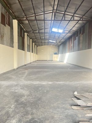 cho thuê xưởng 500m. xuân thới sơn. hóc môn